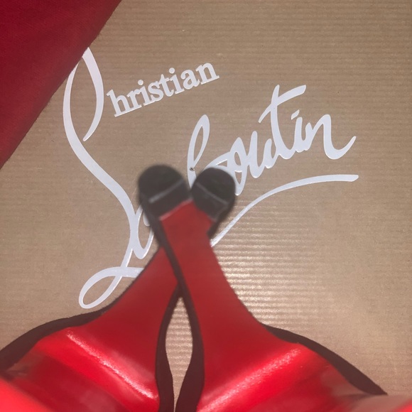 CHRISTIAN LOUBOUTIN Very Privè heels - Picture 11 of 13